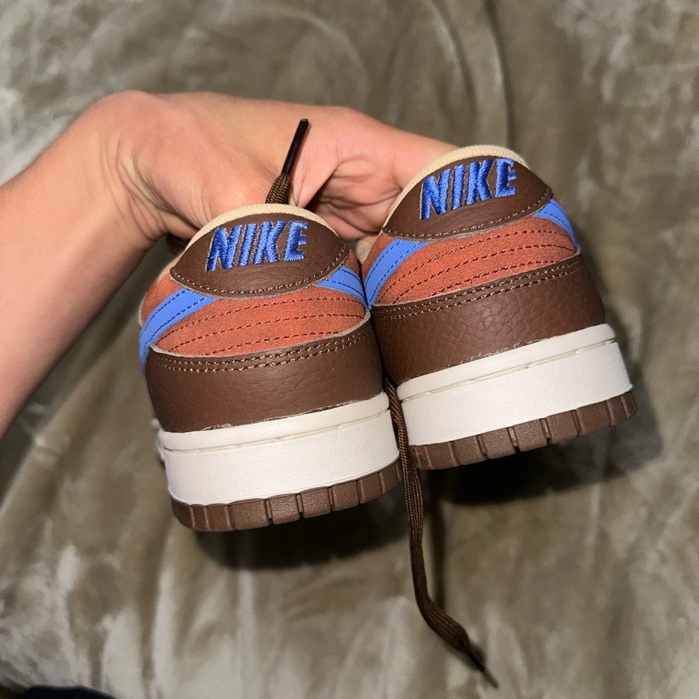 Nike Dunks - Picture 4 of 4